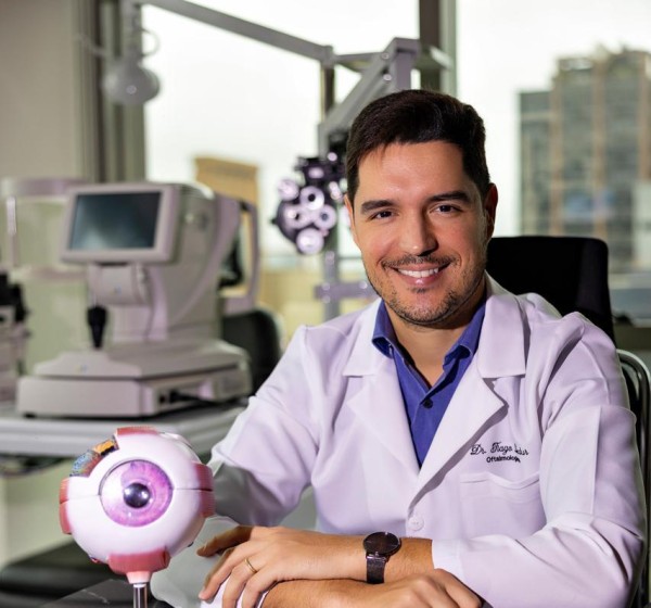 Dr. Tiago Ledur